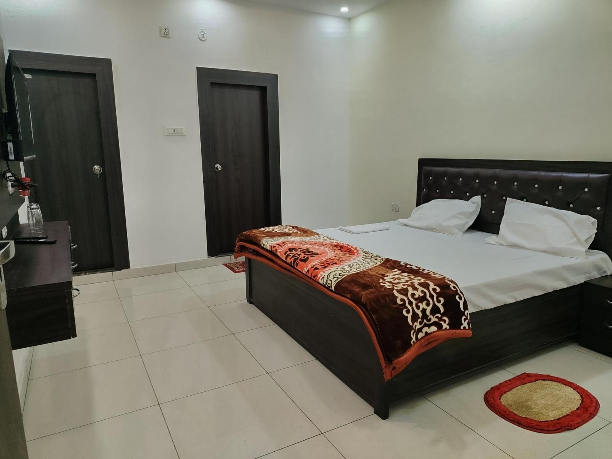 Hotel Dev International Khalilabad Luaran gambar