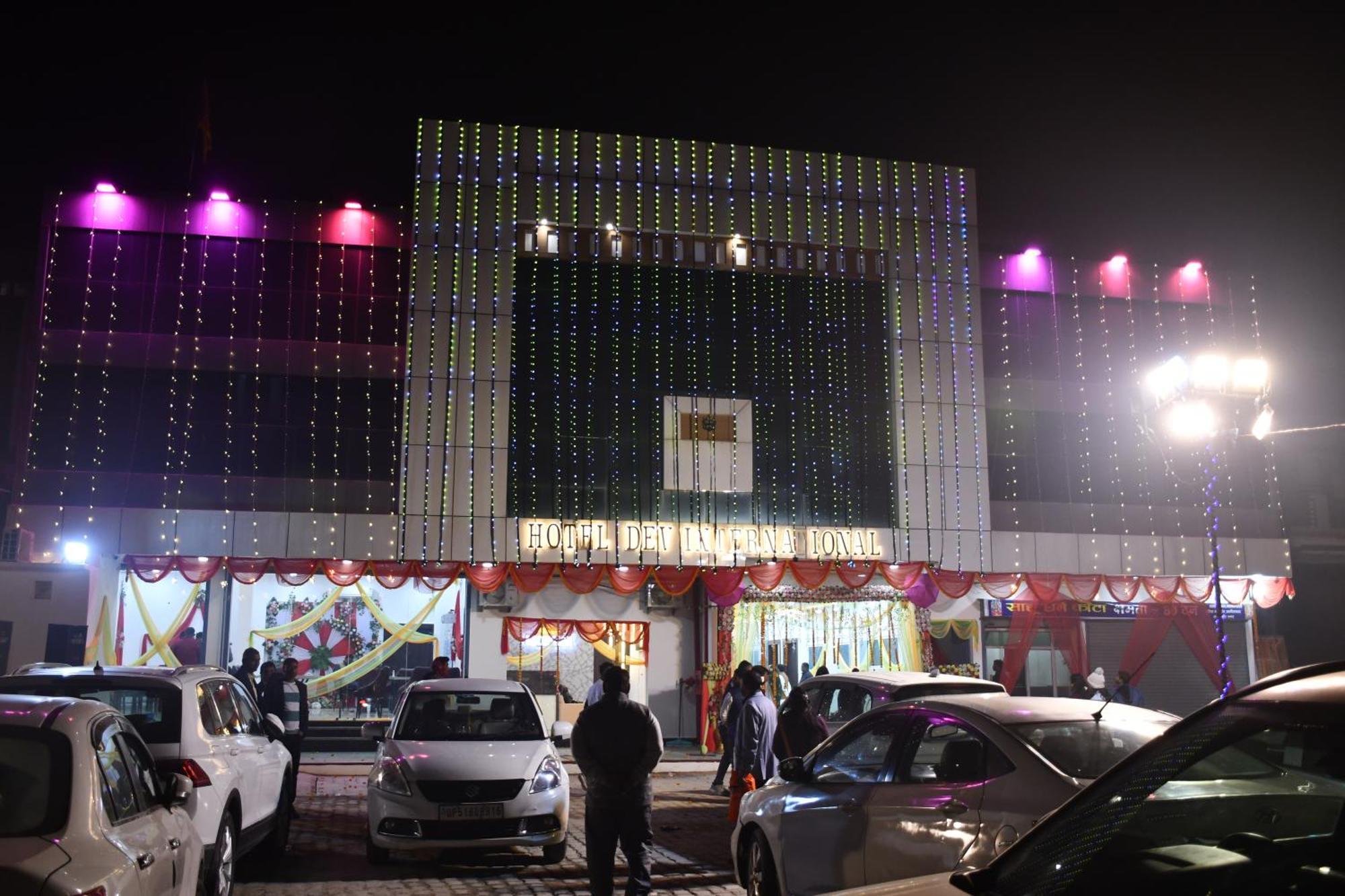 Hotel Dev International Khalilabad Luaran gambar